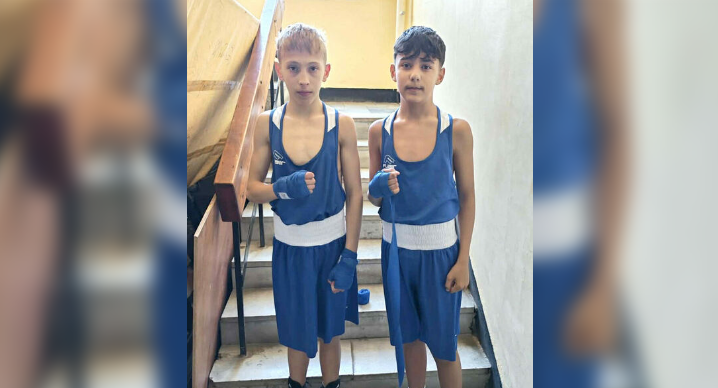 Хасковският боксьор Борислав Билял смаза съперника си с 5:0 и е на победа от медал