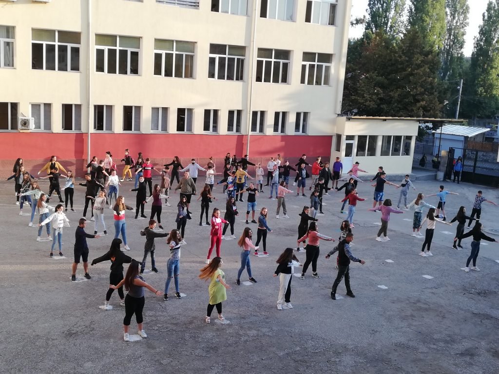 Трима учители от Хасково станаха №1 в България: национален приз за „Най-активен училищен екип“