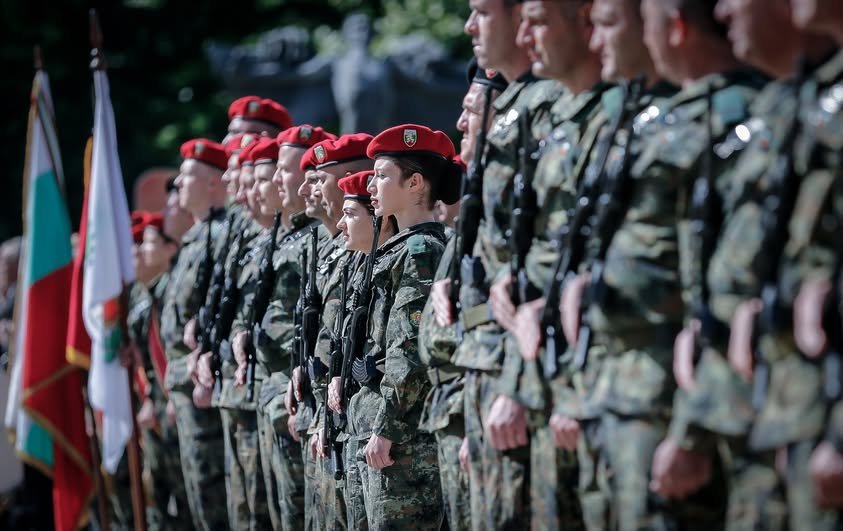 Хасково ще отбележи 6 май: Военен ритуал, оркестър и концерт за Деня на храбростта