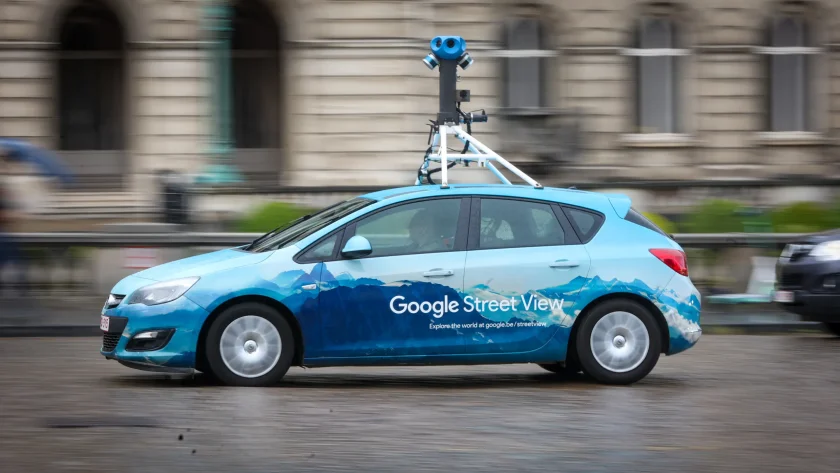 Google Street View колите обновяват изображенията в България