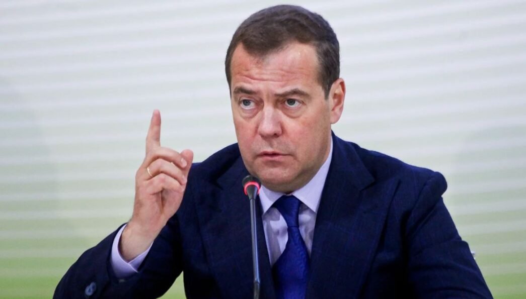 Медведев към Европа: „Спокойният ви сън свърши“ след инцидента с дрон в Румъния