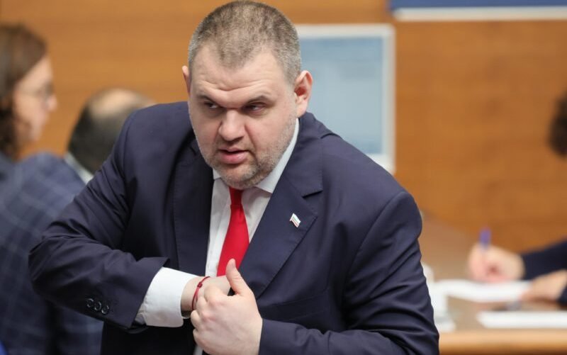 Сметната палата тръгва по следите на Пеевски: започна дело за конфликт на интереси