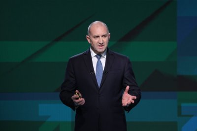 Румен Радев представи &bdquo;Прогресивна България&ldquo; (СНИМКИ+ВИДЕО)