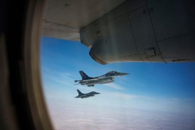 F-16 Block 70 прелетяха над София