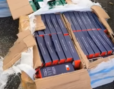 Голям удар на митницата: Спипаха хиляди фалшиви дрехи и обувки от Турция (ВИДЕО)