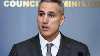 Държавата компенсира скъпите горива: По 20 евро месечно за част от шофьорите