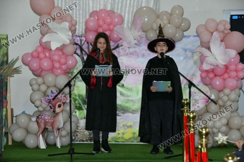 Карнавал на приказни герои в Хасково: Деца и ученици върнаха магията на книгите