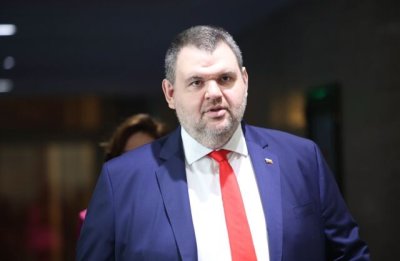 ДПС-Ново начало иска изслушване в парламента за горивната криза