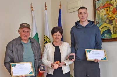 Шампионско посрещане: Харманли отличи бронзовия медалист Саръбоюков