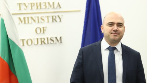 Курортите са готови, но туристите липсват: България е последна в ЕС по ръст и отчита спад