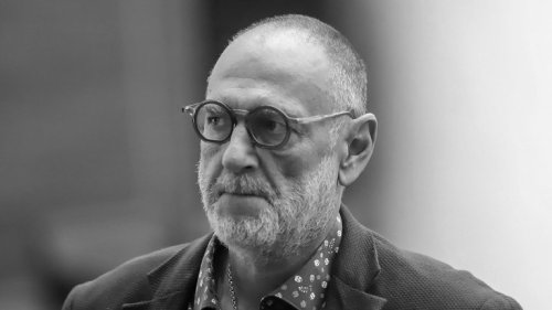 Почина Любен Дилов-син: телевизионният сатирик и депутатът от ГЕРБ-СДС си отиде на 61