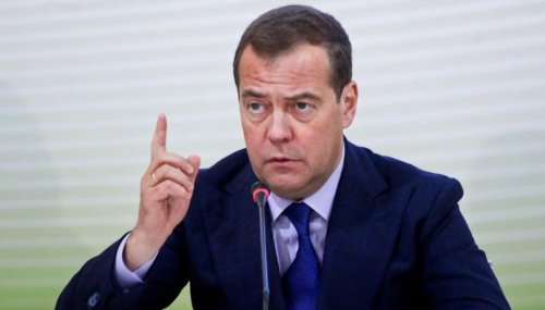 Медведев към Европа: &bdquo;Спокойният ви сън свърши&ldquo; след инцидента с дрон в Румъния