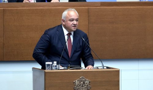 PNR-гейт: МВР даде в парламента списък с пътувалите с Пеевски, прокуратурата проверява за изтриване на данни