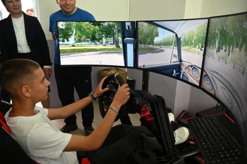 Нов STEM център за 185 000 евро отвори врати в Любимец: 3D принтери, роботика и автосимулатор в училище