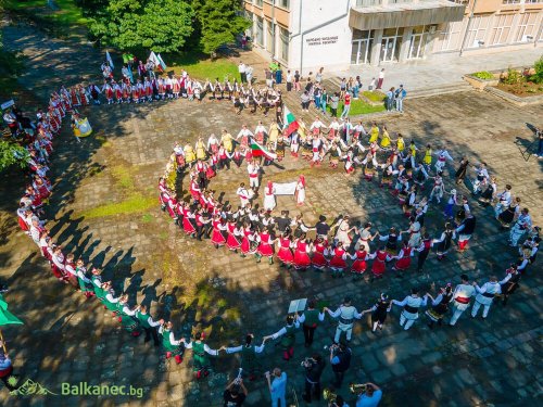 &bdquo;Китна Тракия&ldquo; се върна с първо място и специална награда от национален фолклорен фестивал