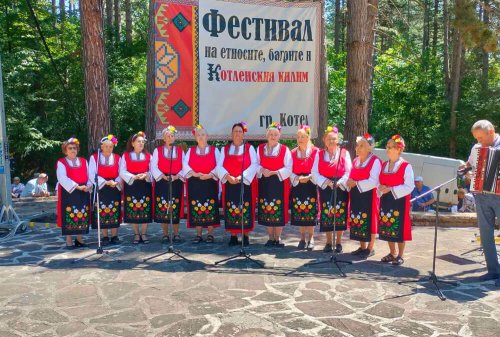 Хасковска певческа група обра овациите в Котел &ndash; и получи покана за международен фестивал в Родопите