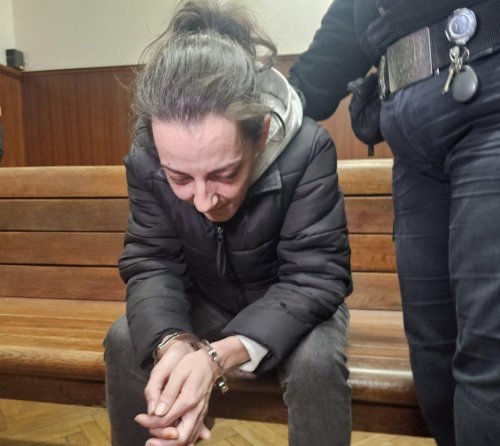 2 години и 4 месеца затвор за полицайка, хваната с 2 кг кокаин на &bdquo;Капитан Андреево&ldquo;