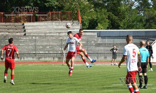 ОФК &bdquo;Хасково&ldquo; се пропука преди старта: 2:3 от &bdquo;Розова долина&ldquo; след 0:3 и късно събуждане