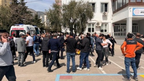 Стрелба пред училище в Западна Турция: Най-малко 11 ранени, нападателят е задържан