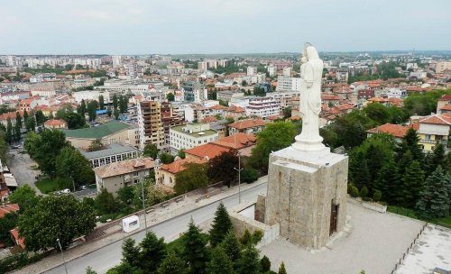 Хасково мина 1 000 евро, но изостава рязко от София: заплатите растат, разликата остава