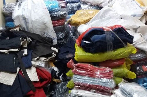 Стотици ментета в сръбска кола на &bdquo;Марица&ldquo;: полицията иззе дрехи и парфюми край Свиленград