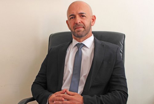 Радев назначи нов заместник областен управител в Хасково: кой е Олег Филев