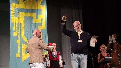 &bdquo;Златната камила&ldquo; отиде в Сърбия: &bdquo;Големановци&ldquo; спечели голямата награда в Тополовград