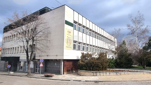 Тополовград дава 207 349 евро за фотоволтаици на читалището: 68 панела на покрива