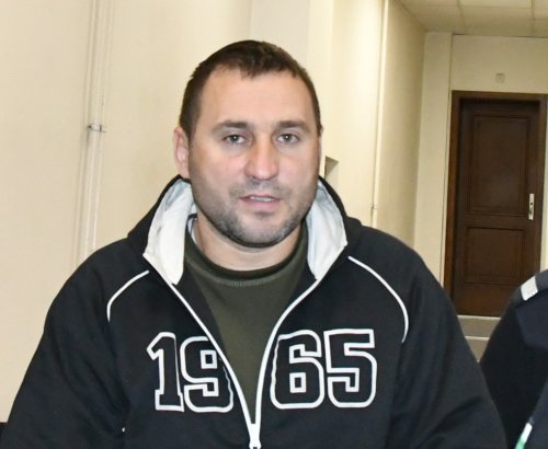 Марихуана за 1,8 млн. евро в тир с дървесина: украинец остава в ареста