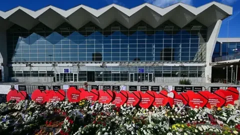 Избори като референдум в Сърбия: студентите тръгват срещу системата на Вучич