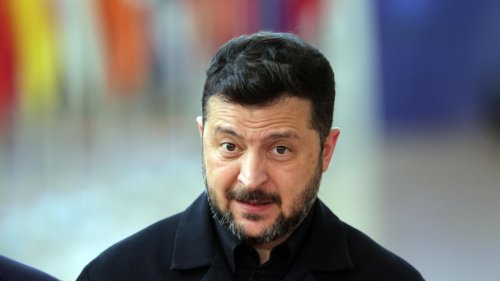 Зеленски: Русия удари два търговски кораба в българската икономическа зона, София мълчи