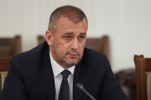 Стоп на поръчки за над 350 млн. евро в НКЖИ: транспортният министър говори за риск от схеми