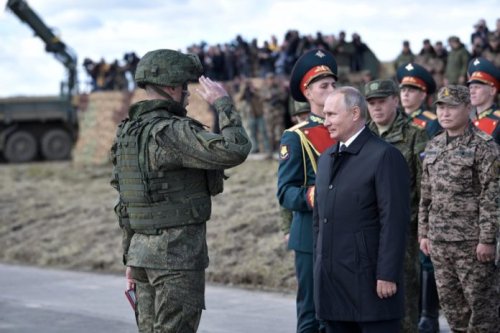 Путин пак разширява армията: още 15 500 души към числеността на руските сили