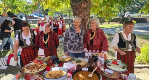 Село Сталево вдигна на крак 13 читалища: стари рецепти влизат в сборник