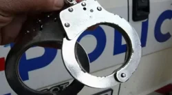 Полицията удари по дрогата в Хасковско: трима задържани, сред тях и 15-годишен