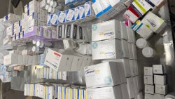 Митницата на &bdquo;Капитан Андреево&ldquo; спря кола с 774 кутии лекарства и &bdquo;маркови&ldquo; стоки