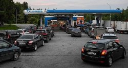 Москва връща лимитите за гориво: по 40&ndash;60 литра на клиент и недостиг на АИ-95