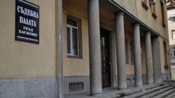 Съдът остави в ареста мъж от Димитровград: обвинен е в опит за изнасилване на майка си
