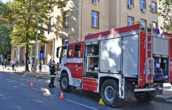 Пети пореден ден с бомбени имейли в Хасковско: евакуираха детска градина и гимназия