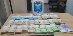 Хванаха 162 700 евро недекларирани в кабина на камион с плодове