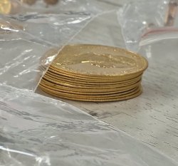 Злато за 105 000 евро спряно на &bdquo;Капитан Андреево&ldquo;: монети и бижута били скрити в багажника