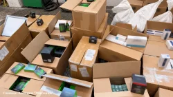 Удар на &bdquo;Капитан Андреево&ldquo;: 3,6 млн. филтри за цигари и 99 телефона задържани на границата