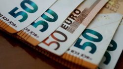 Фалстарт с помощта от 50 евро: хора чакаха с часове, плащанията в Хасково тръгнаха след 16:00